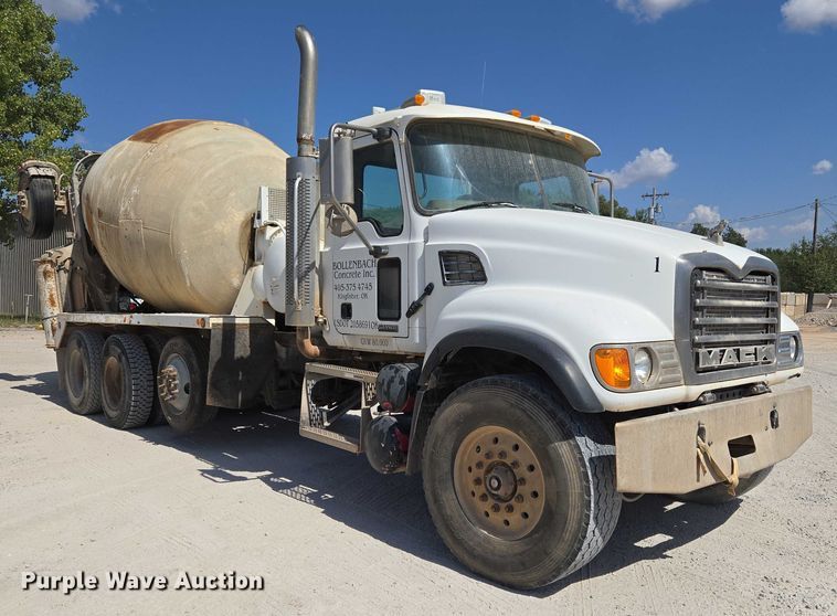 image for item EU3782 2005 Mack CV513 ready mix truck