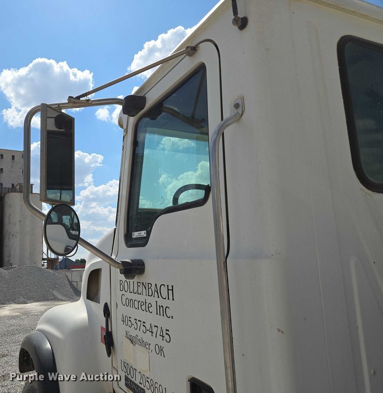 image for item EU3782 2005 Mack CV513 ready mix truck