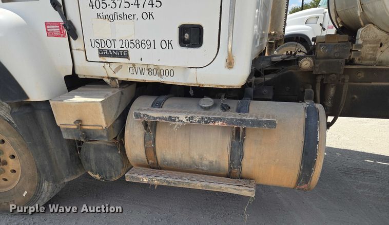 image for item EU3782 2005 Mack CV513 ready mix truck