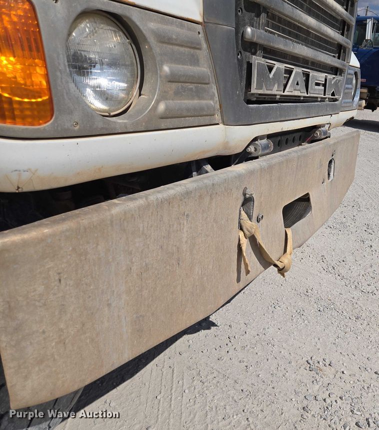 image for item EU3782 2005 Mack CV513 ready mix truck