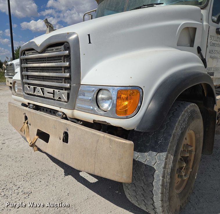 image for item EU3782 2005 Mack CV513 ready mix truck