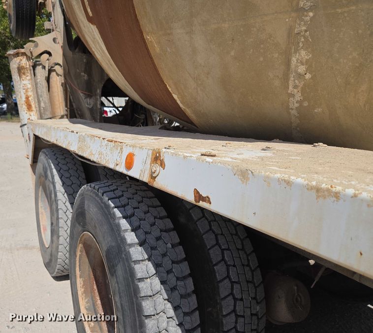 image for item EU3782 2005 Mack CV513 ready mix truck