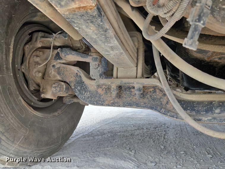 image for item EU3782 2005 Mack CV513 ready mix truck