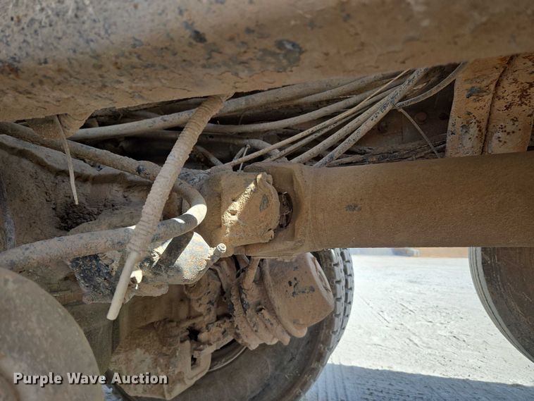 image for item EU3782 2005 Mack CV513 ready mix truck