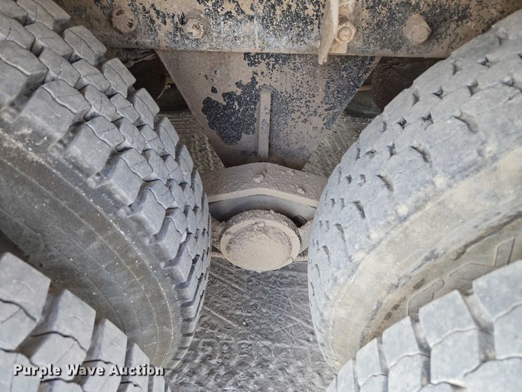 image for item EU3782 2005 Mack CV513 ready mix truck