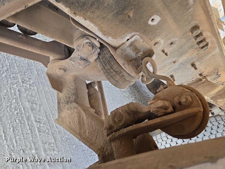 image for item EU3782 2005 Mack CV513 ready mix truck