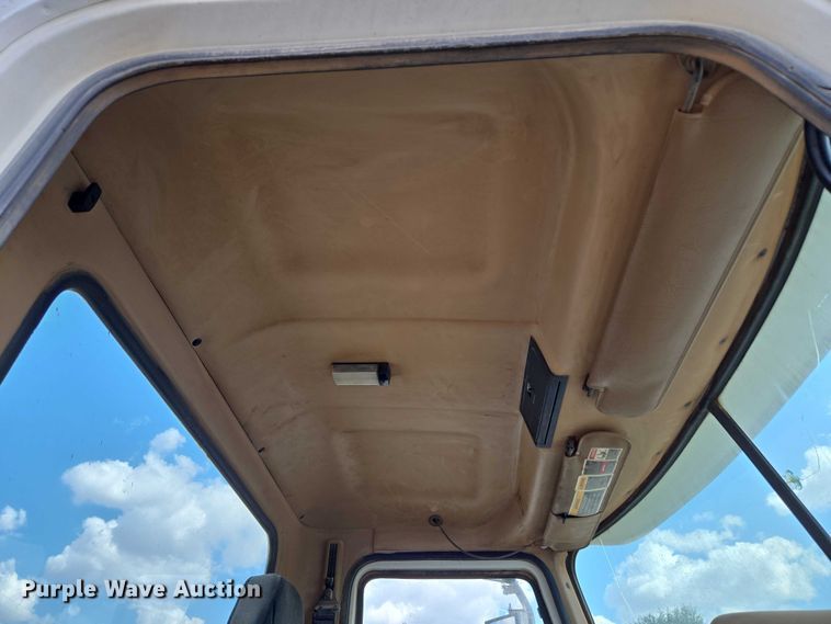 image for item EU3782 2005 Mack CV513 ready mix truck