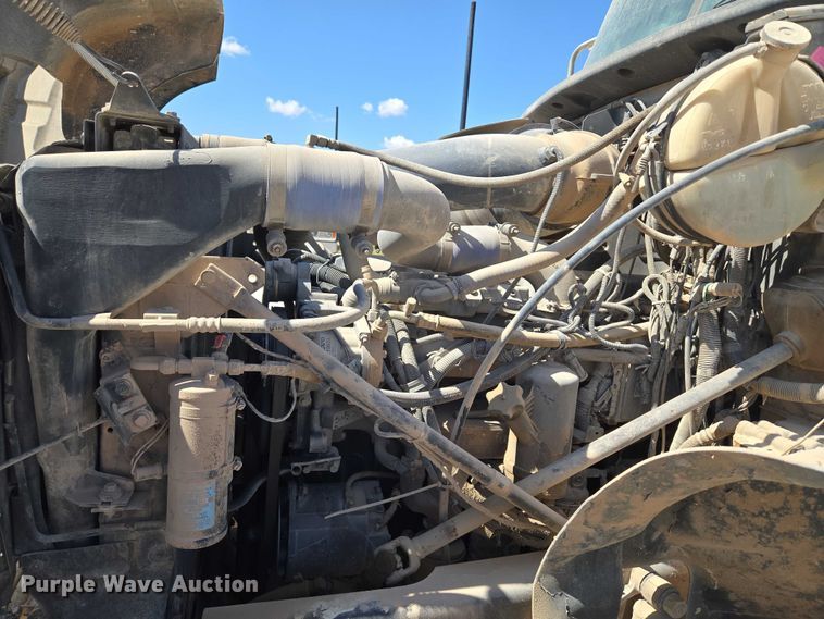 image for item EU3782 2005 Mack CV513 ready mix truck