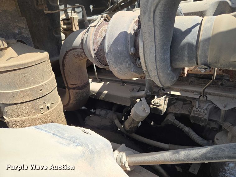 image for item EU3782 2005 Mack CV513 ready mix truck