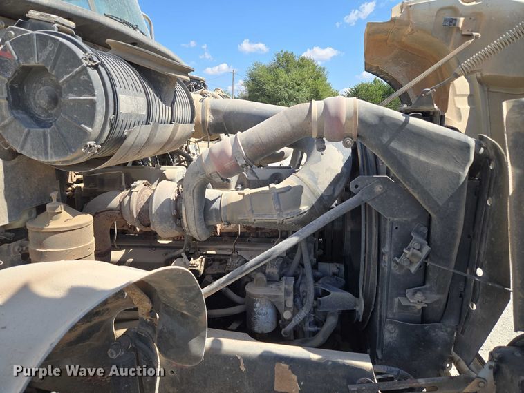 image for item EU3782 2005 Mack CV513 ready mix truck