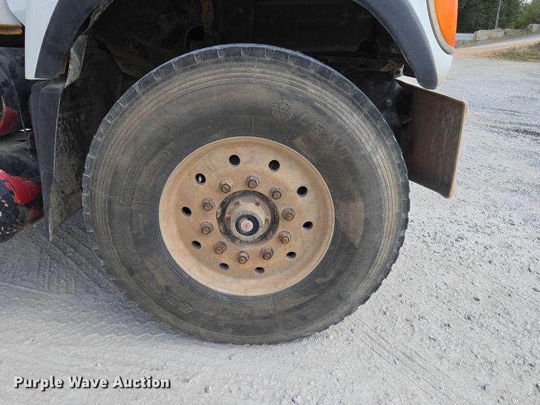 image for item EU3782 2005 Mack CV513 ready mix truck