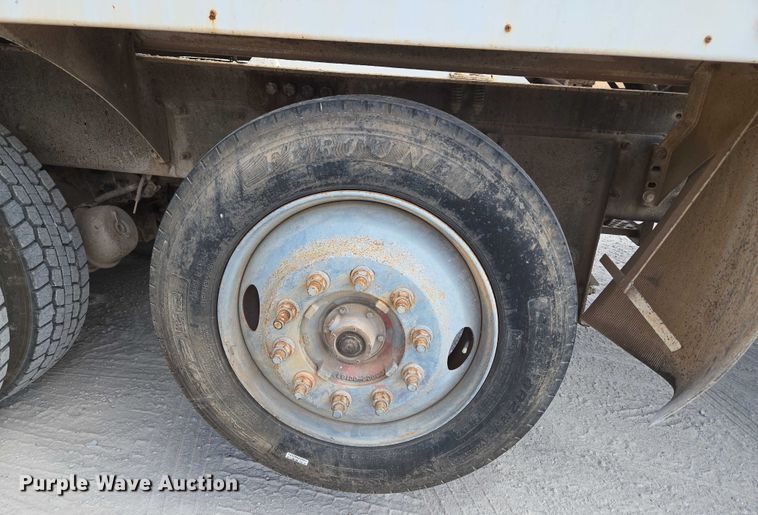 image for item EU3782 2005 Mack CV513 ready mix truck