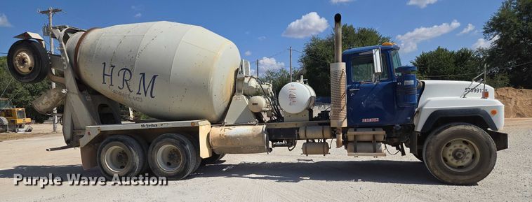 image for item EU3784 1999 Mack RD690S ready mix truck