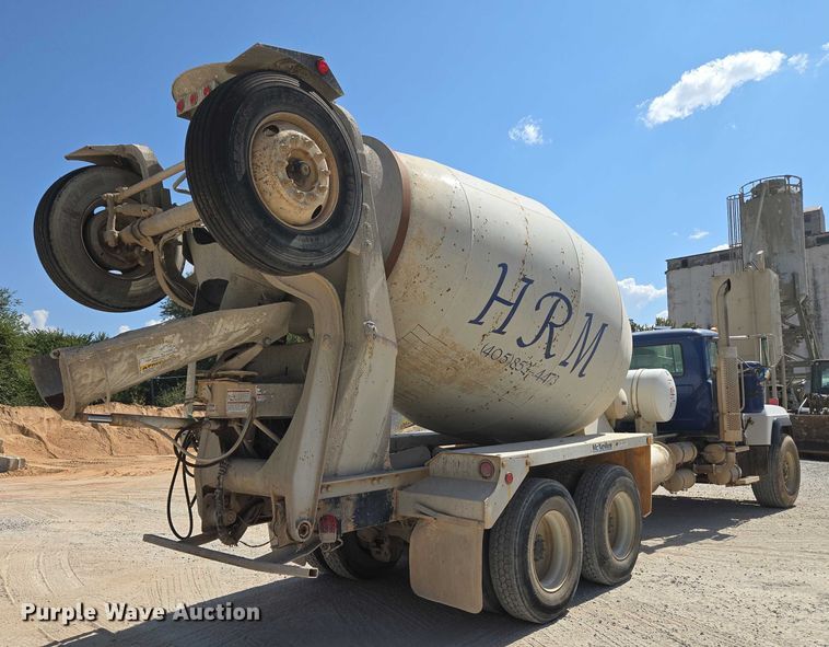 image for item EU3784 1999 Mack RD690S ready mix truck