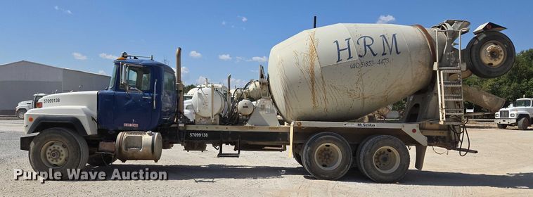 image for item EU3784 1999 Mack RD690S ready mix truck