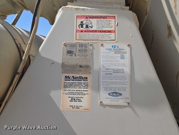 image for item EU3784 1999 Mack RD690S ready mix truck