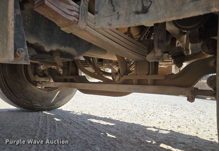 image for item EU3784 1999 Mack RD690S ready mix truck