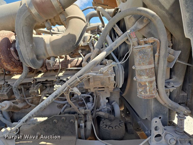 image for item EU3784 1999 Mack RD690S ready mix truck