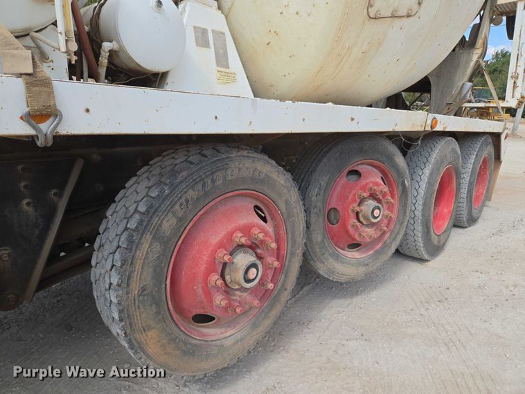 image for item EU3785 2000 Mack RD690S ready mix truck