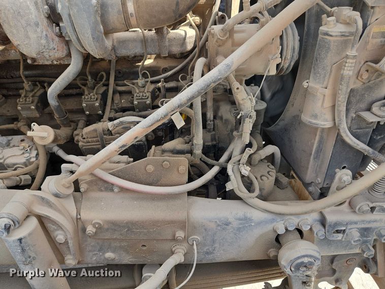 image for item EU3785 2000 Mack RD690S ready mix truck