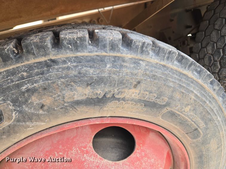 image for item EU3785 2000 Mack RD690S ready mix truck