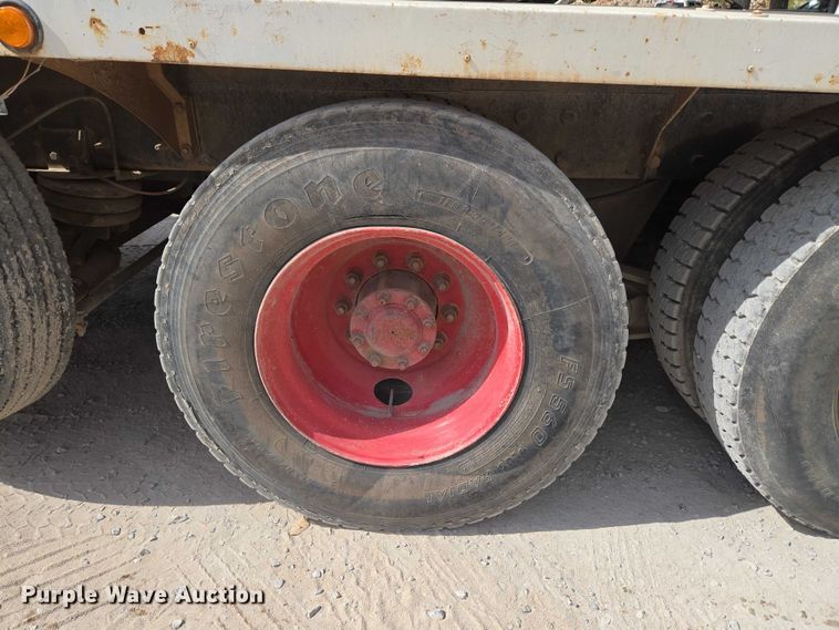 image for item EU3785 2000 Mack RD690S ready mix truck