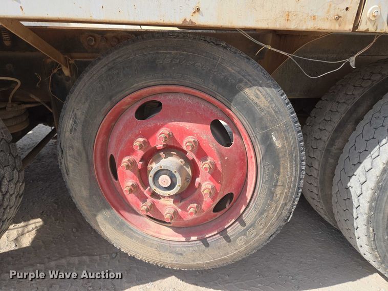 image for item EU3785 2000 Mack RD690S ready mix truck