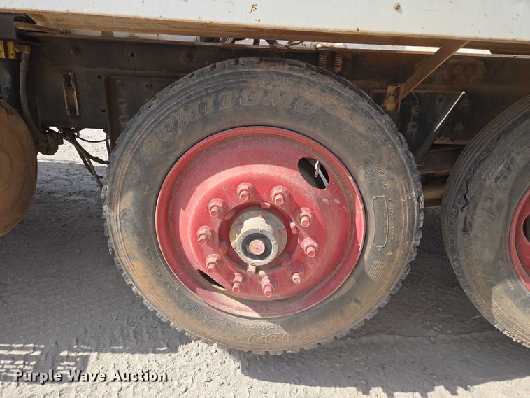 image for item EU3785 2000 Mack RD690S ready mix truck