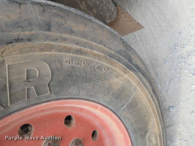 image for item EU3785 2000 Mack RD690S ready mix truck