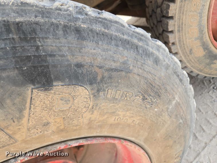 image for item EU3785 2000 Mack RD690S ready mix truck