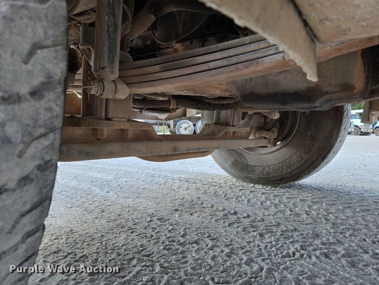 image for item EU3786 1999 Mack RD690S ready mix truck