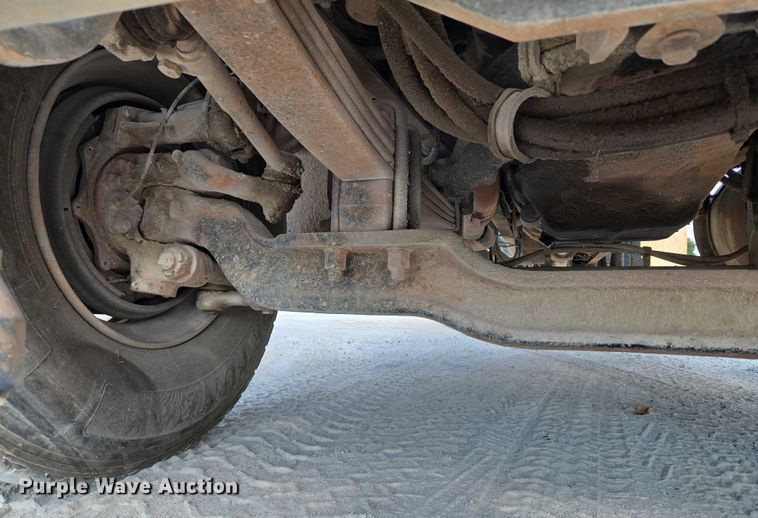 image for item EU3786 1999 Mack RD690S ready mix truck