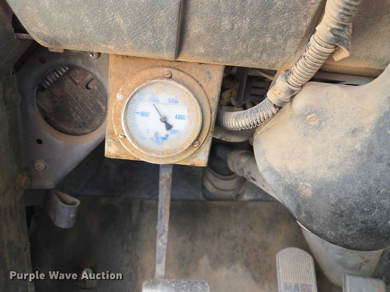 image for item EU3786 1999 Mack RD690S ready mix truck