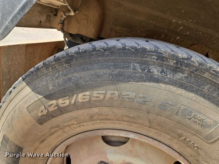 image for item EU3786 1999 Mack RD690S ready mix truck