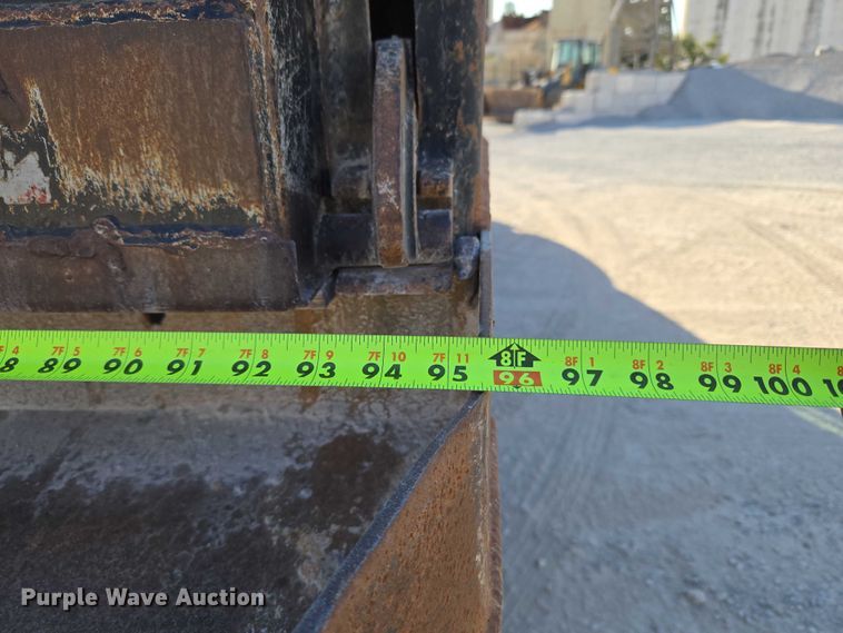 image for item EU3787 2007 Mack CV713 dump truck