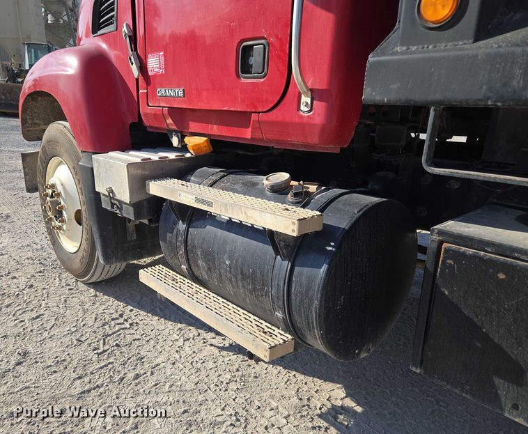 image for item EU3787 2007 Mack CV713 dump truck