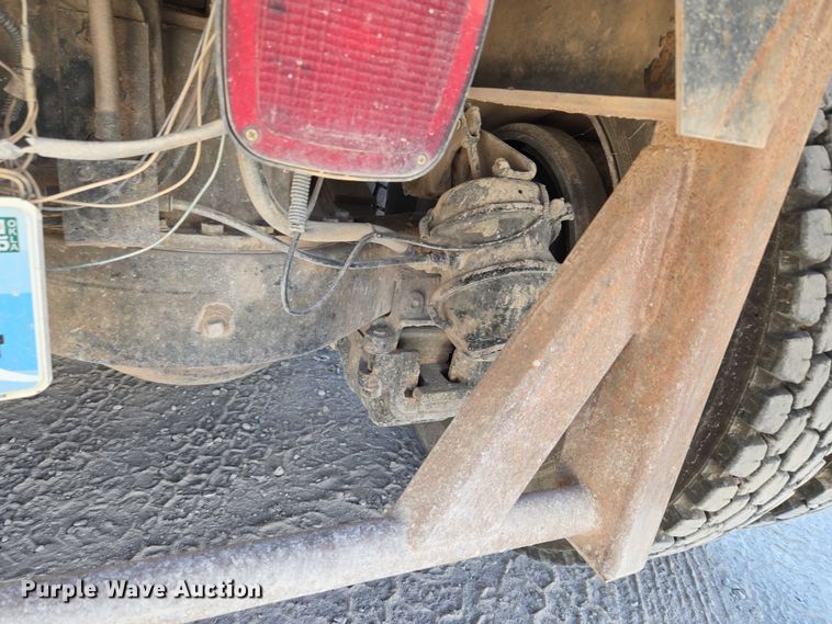 image for item EU3787 2007 Mack CV713 dump truck