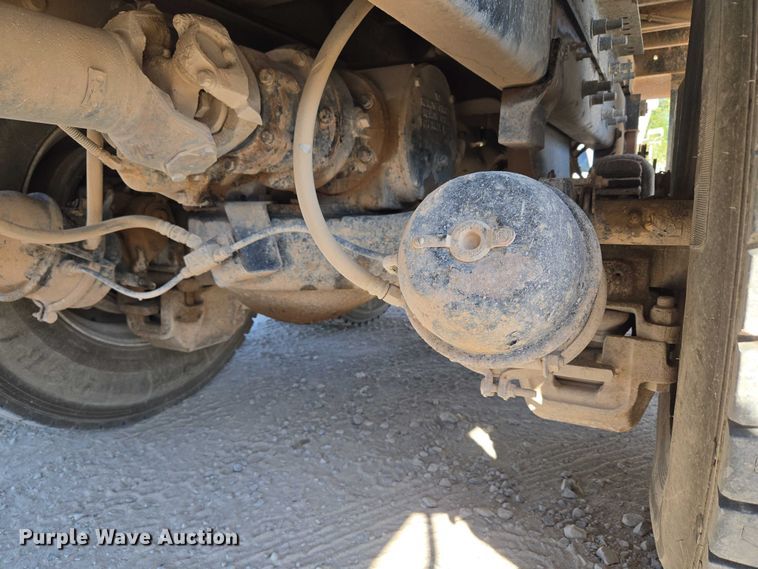 image for item EU3787 2007 Mack CV713 dump truck