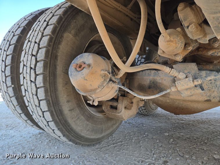 image for item EU3787 2007 Mack CV713 dump truck