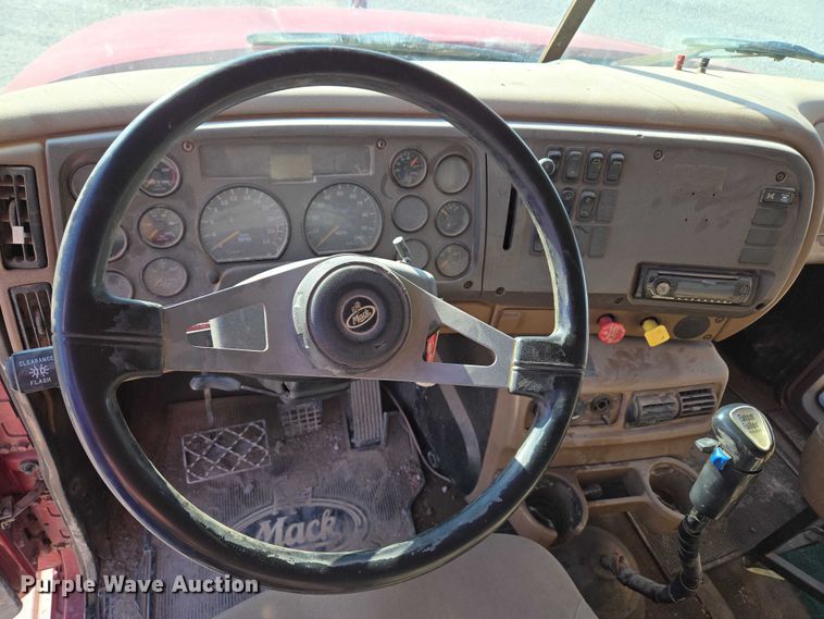 image for item EU3787 2007 Mack CV713 dump truck