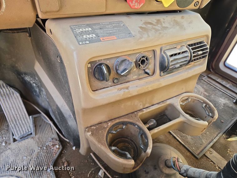 image for item EU3787 2007 Mack CV713 dump truck