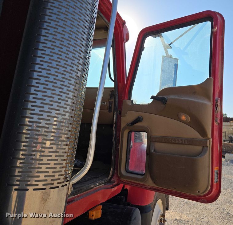 image for item EU3787 2007 Mack CV713 dump truck