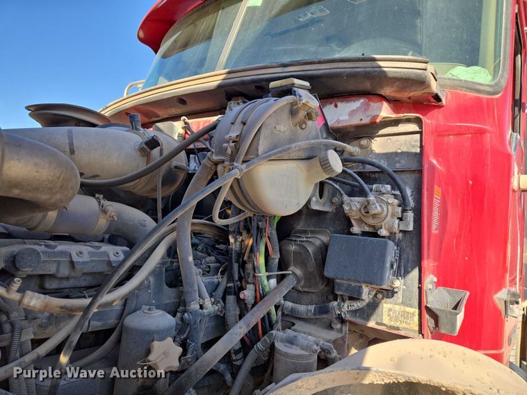 image for item EU3787 2007 Mack CV713 dump truck