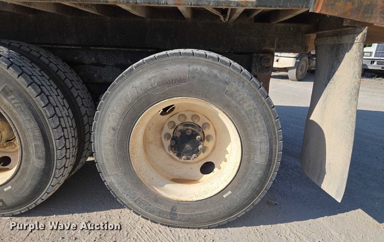 image for item EU3787 2007 Mack CV713 dump truck