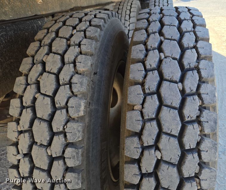 image for item EU3787 2007 Mack CV713 dump truck