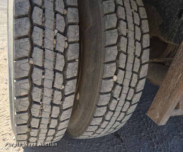 image for item EU3787 2007 Mack CV713 dump truck