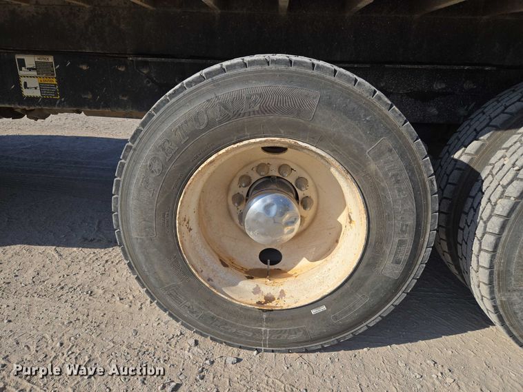 image for item EU3787 2007 Mack CV713 dump truck