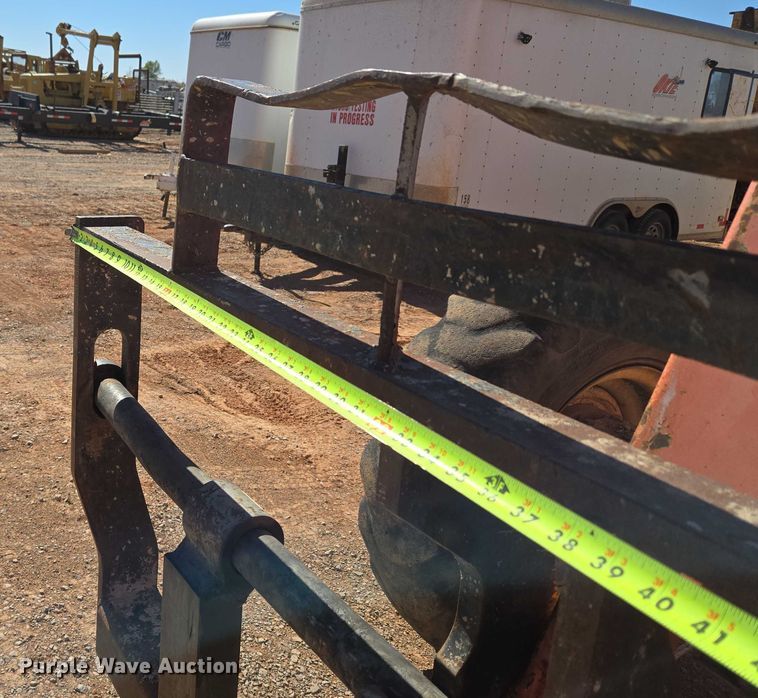 image for item EU3876 2009 Sky Trak 8042 telehandler