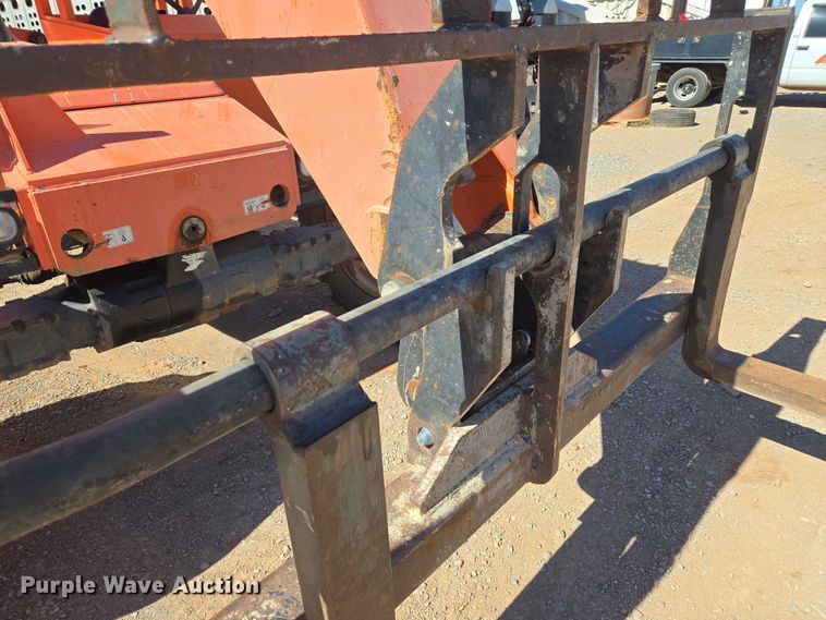 image for item EU3876 2009 Sky Trak 8042 telehandler