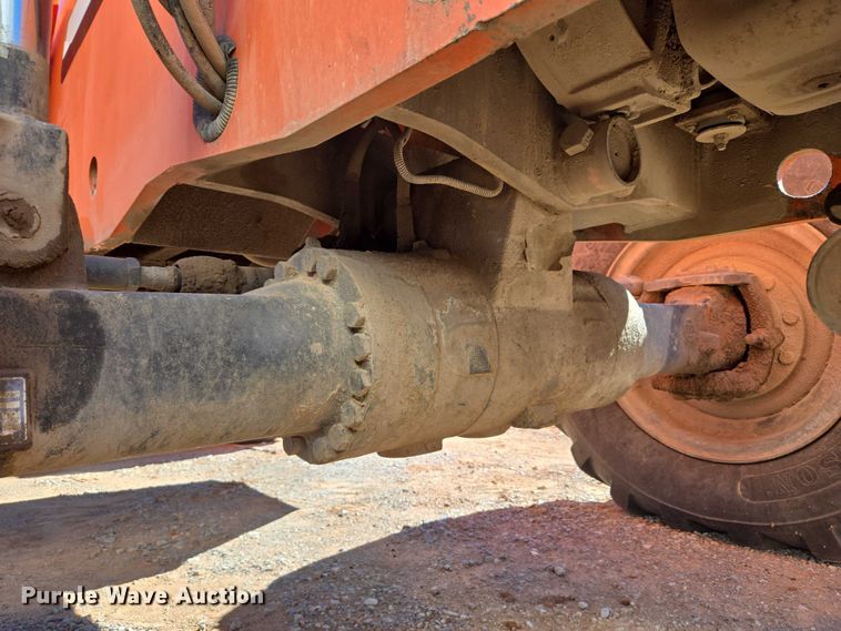 image for item EU3876 2009 Sky Trak 8042 telehandler